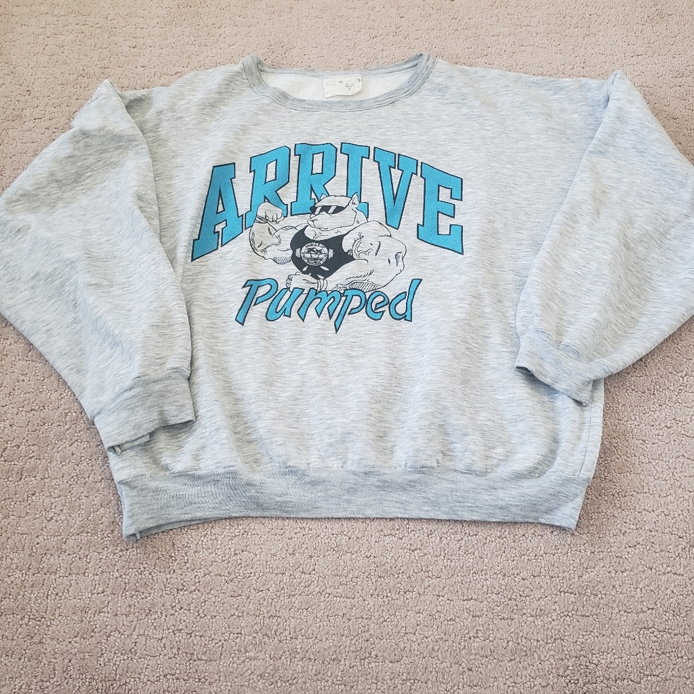 Vintage Gator Wear crewneck sweater
